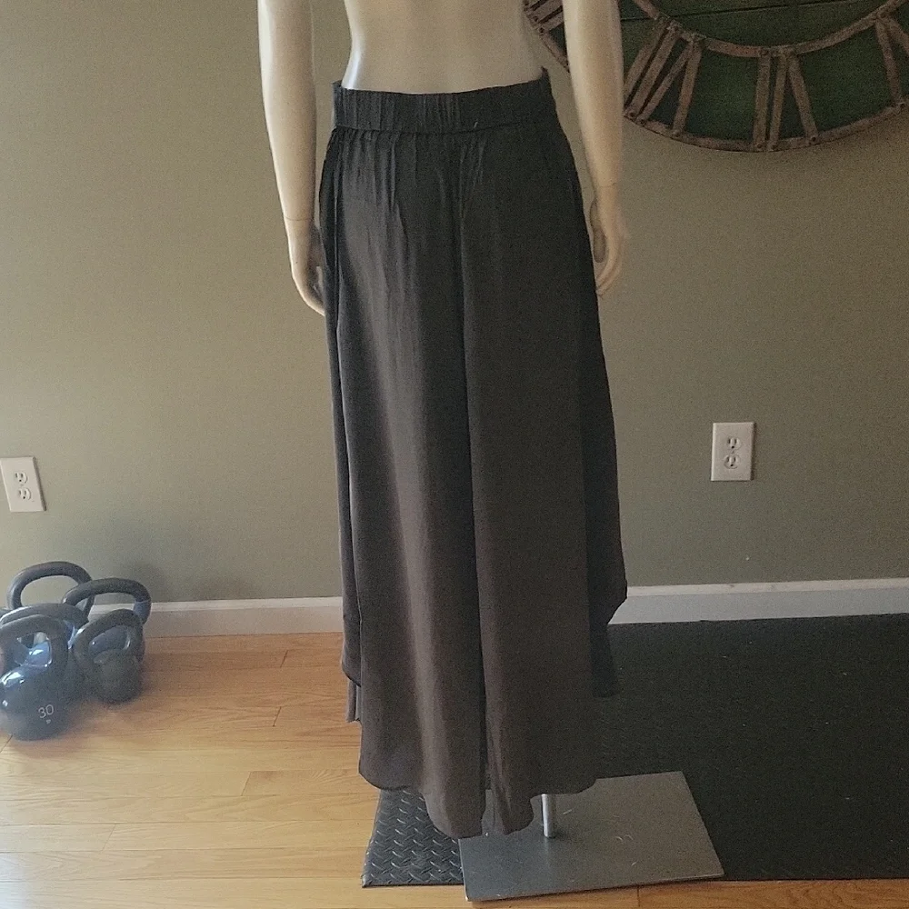 Quince Washable Stretch Silk Palazzo Pants In Lava Smoke - Picture 3 of 15